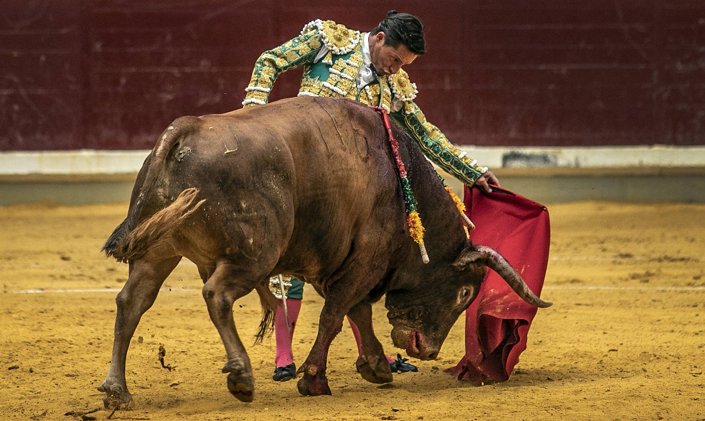 Fotos: Segunda corrida de abono en La Ribera