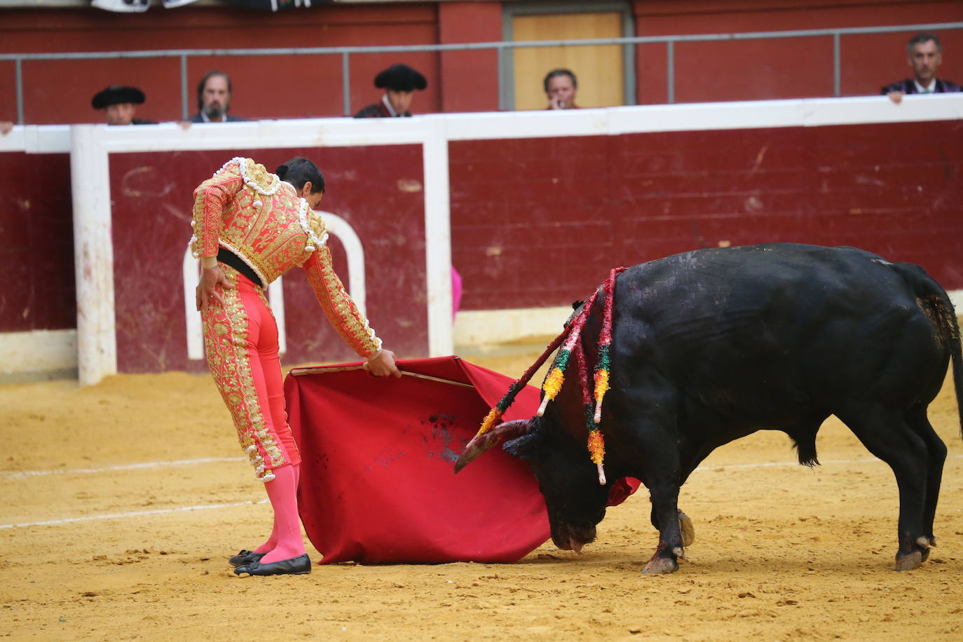 Fotos: Una oreja para cada diestro en La Ribera