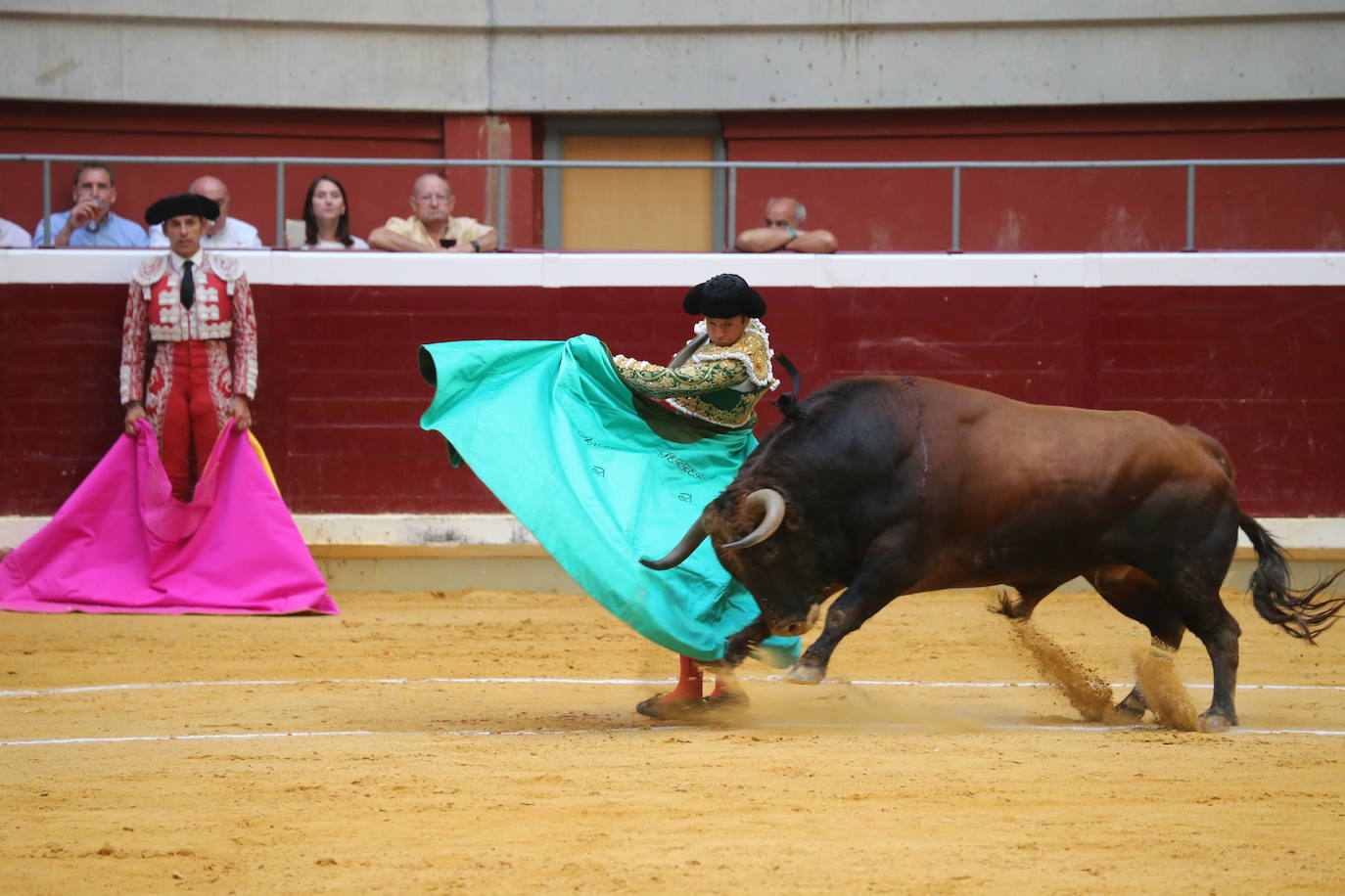 Fotos: Una oreja para cada diestro en La Ribera