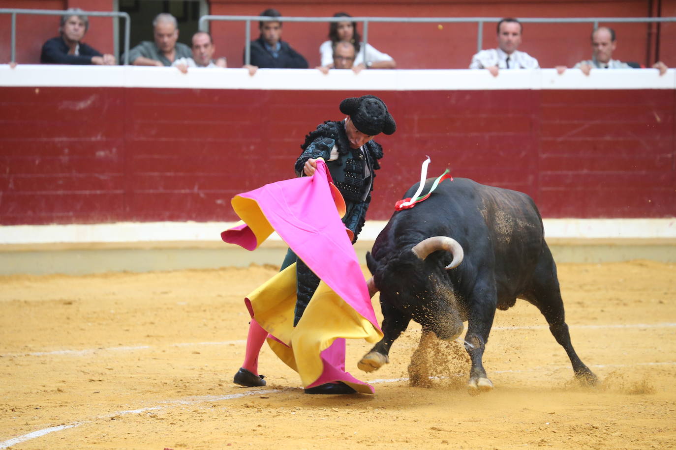 Fotos: Roca Rey y Urdiales salen a hombros en La Ribera