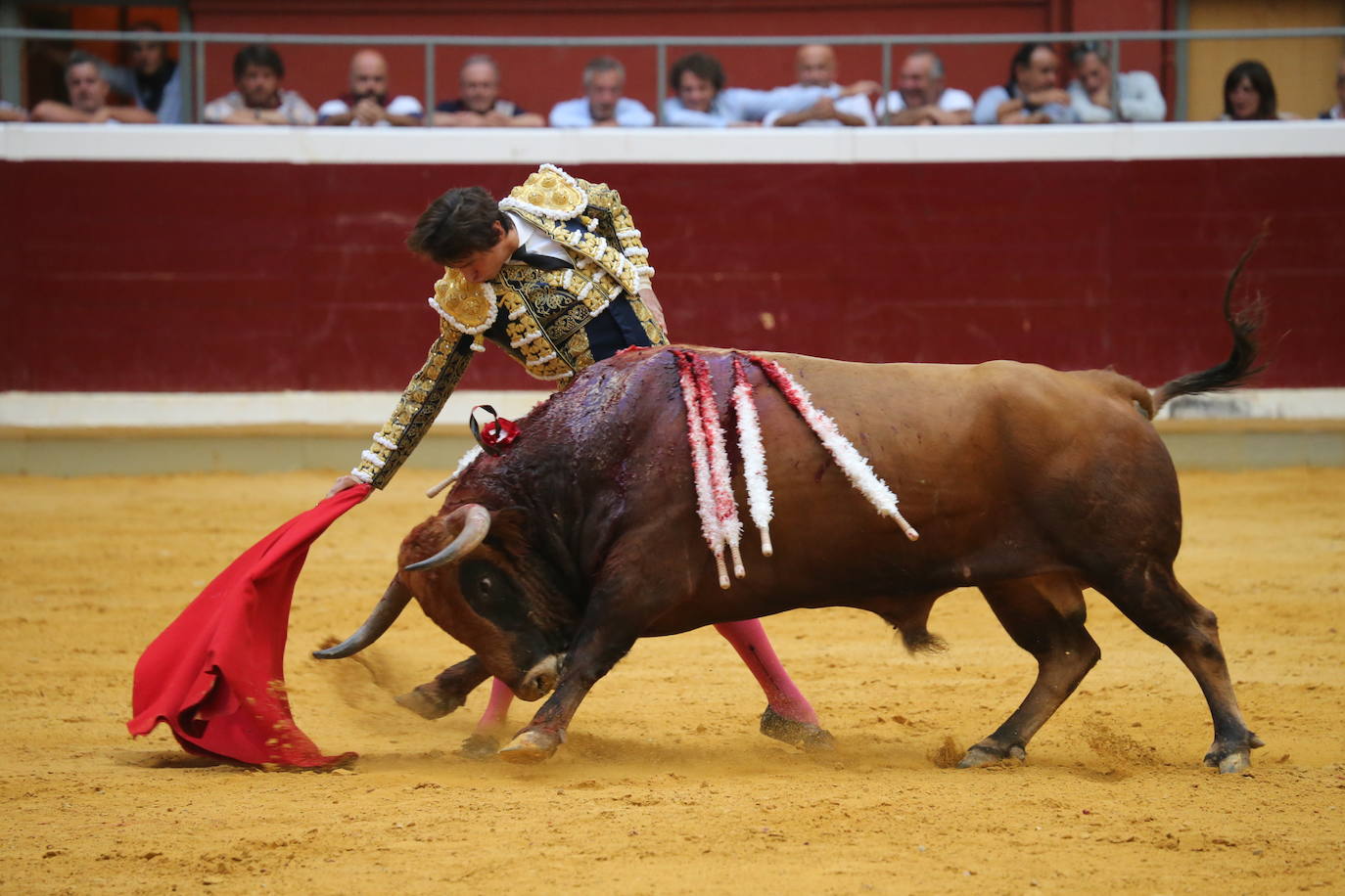 Fotos: Roca Rey y Urdiales salen a hombros en La Ribera