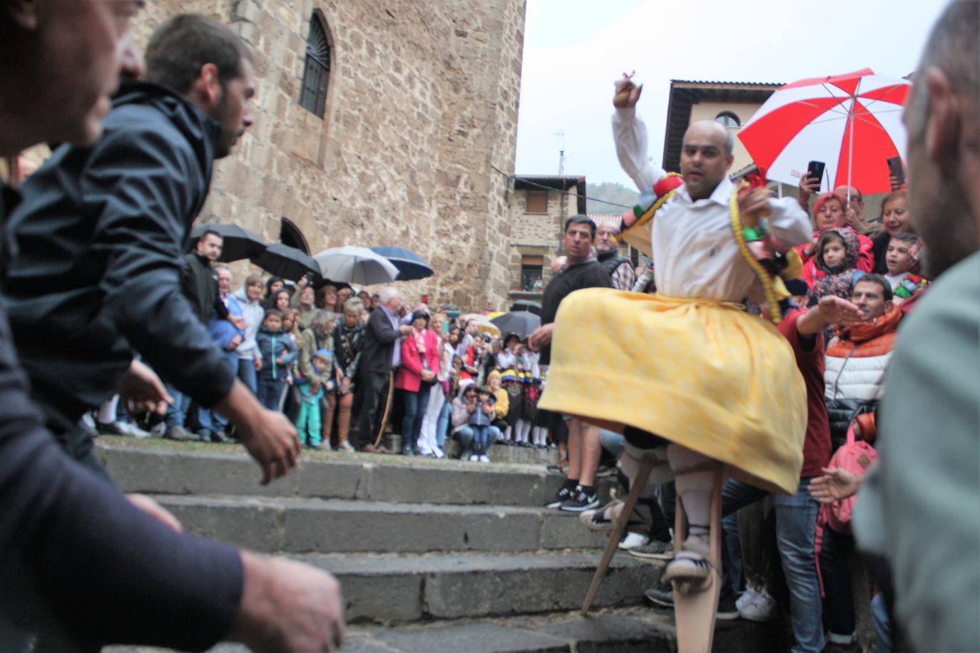 Fotos: Los danzadores de Anguiano no defraudan