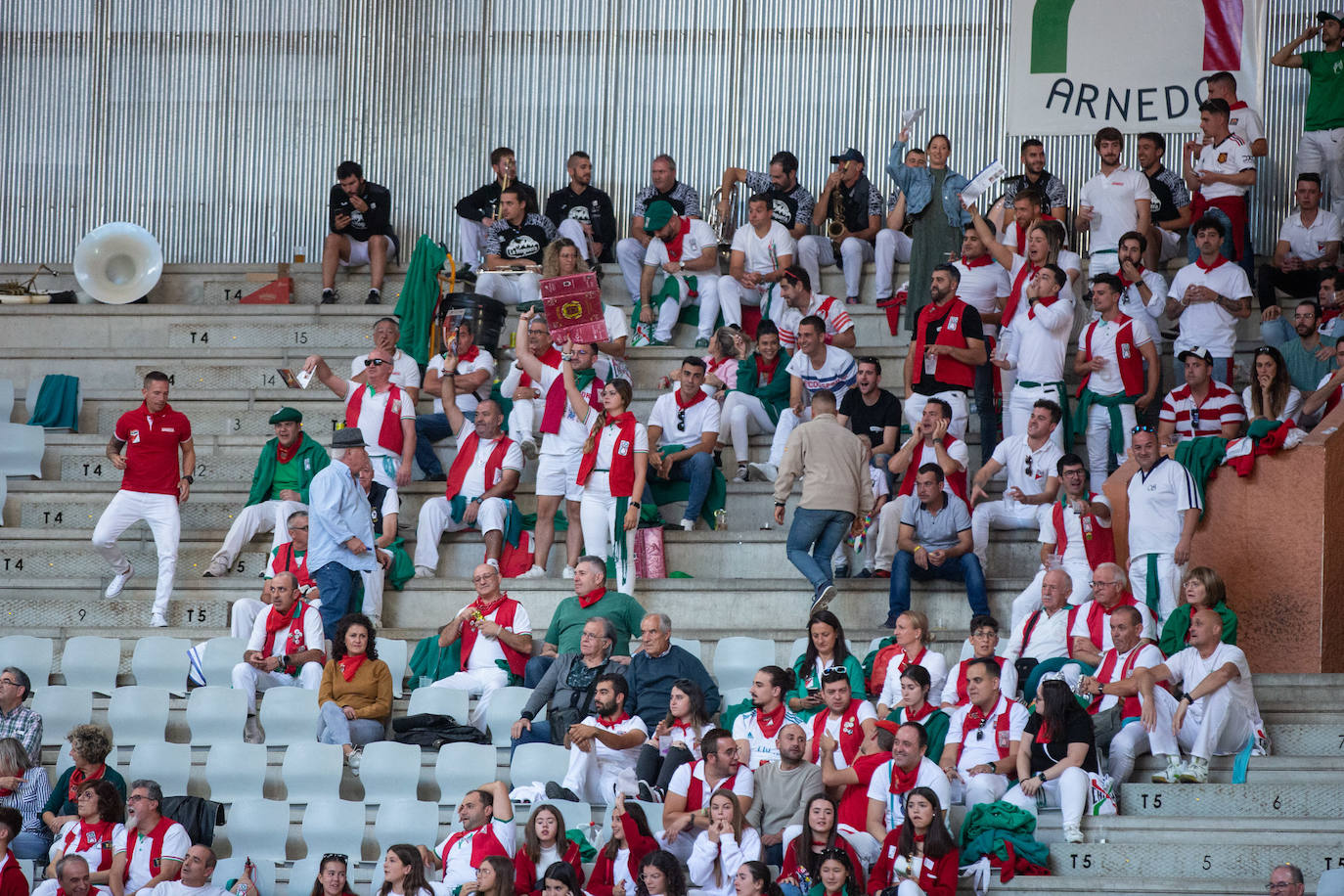 Fotos: Fabio Jiménez alcanza el triunfo en la novillada de Arnedo