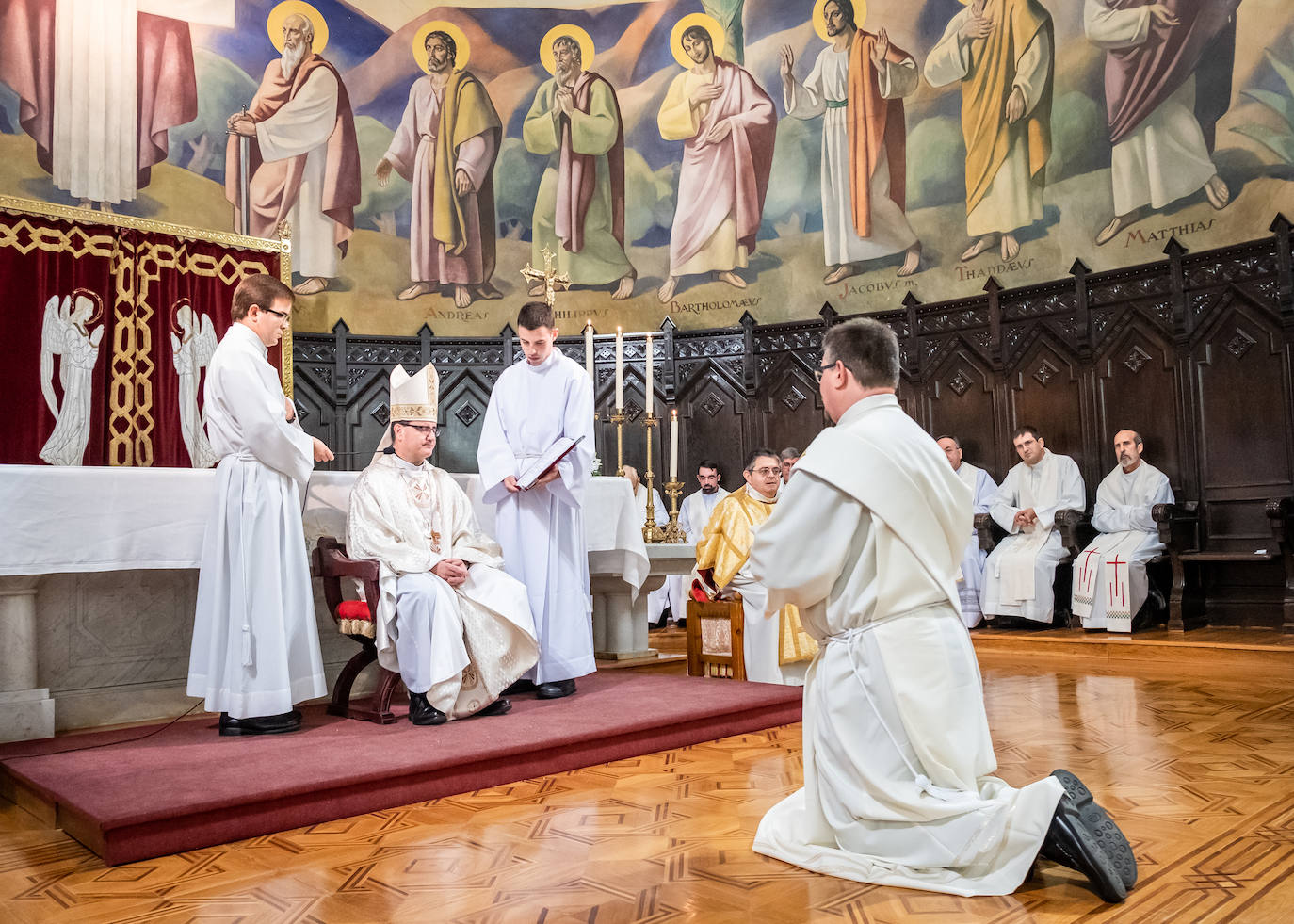 Fotos: Fernando Sancha, el primer sacerdote ordenado en La Rioja desde 2018