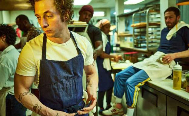 Jeremy Allen White da vida al chef protagonista de 'The Bear'.