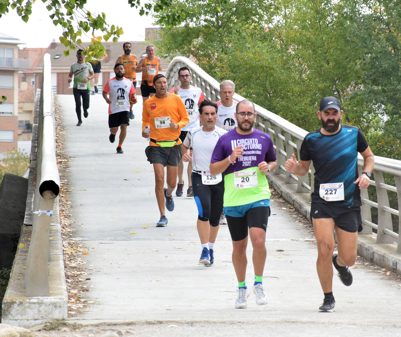 Fotos: Cuatrocientos atletas en la Carrera Tres Parques