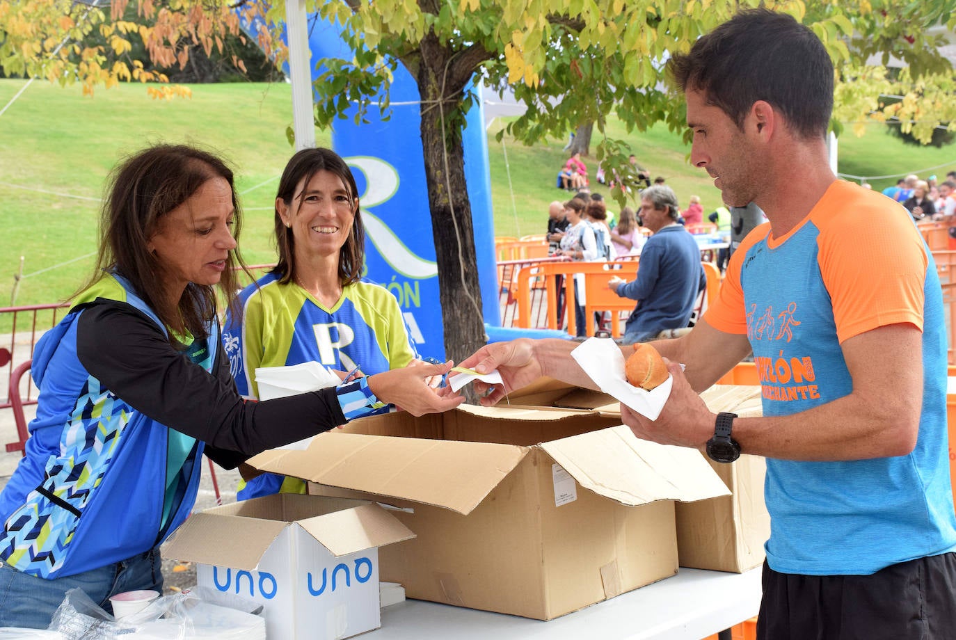 Fotos: Cuatrocientos atletas en la Carrera Tres Parques