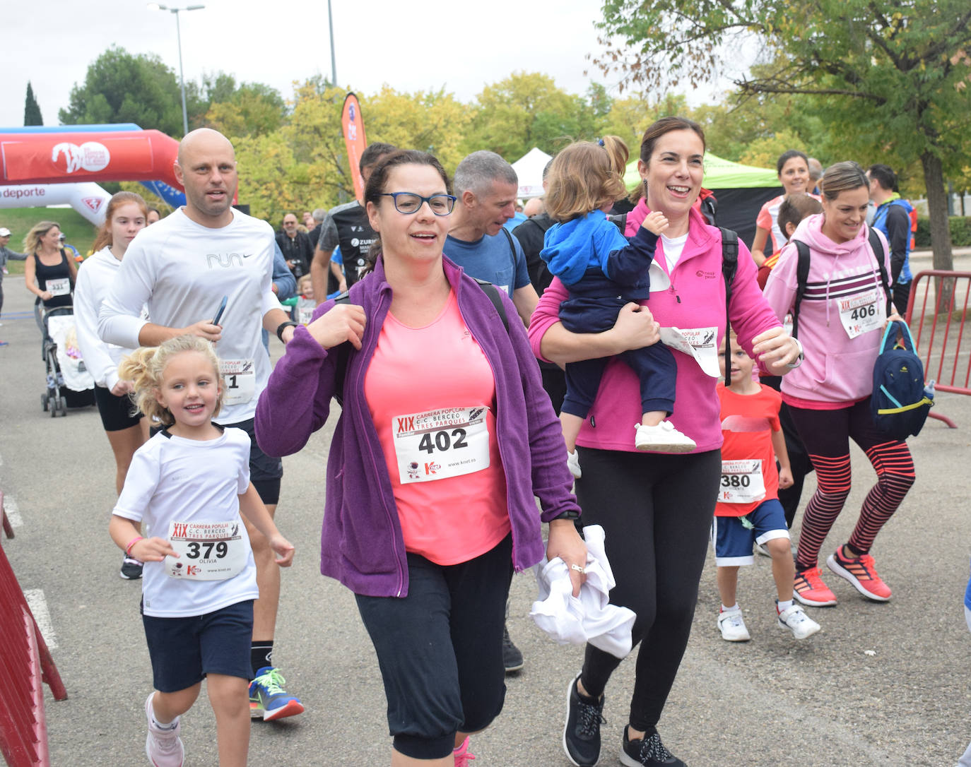 Fotos: Cuatrocientos atletas en la Carrera Tres Parques