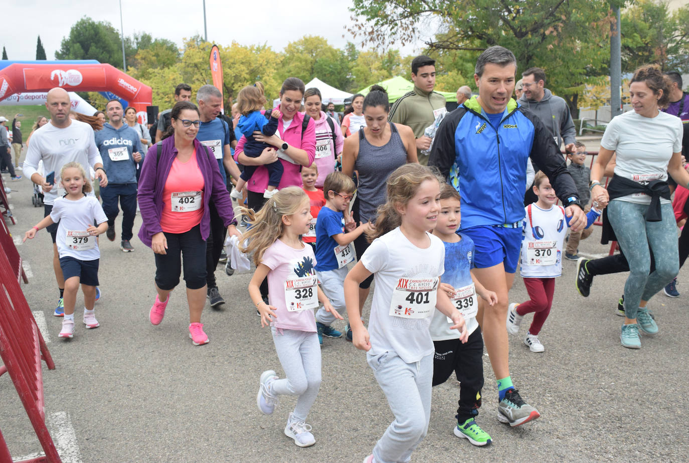 Fotos: Cuatrocientos atletas en la Carrera Tres Parques