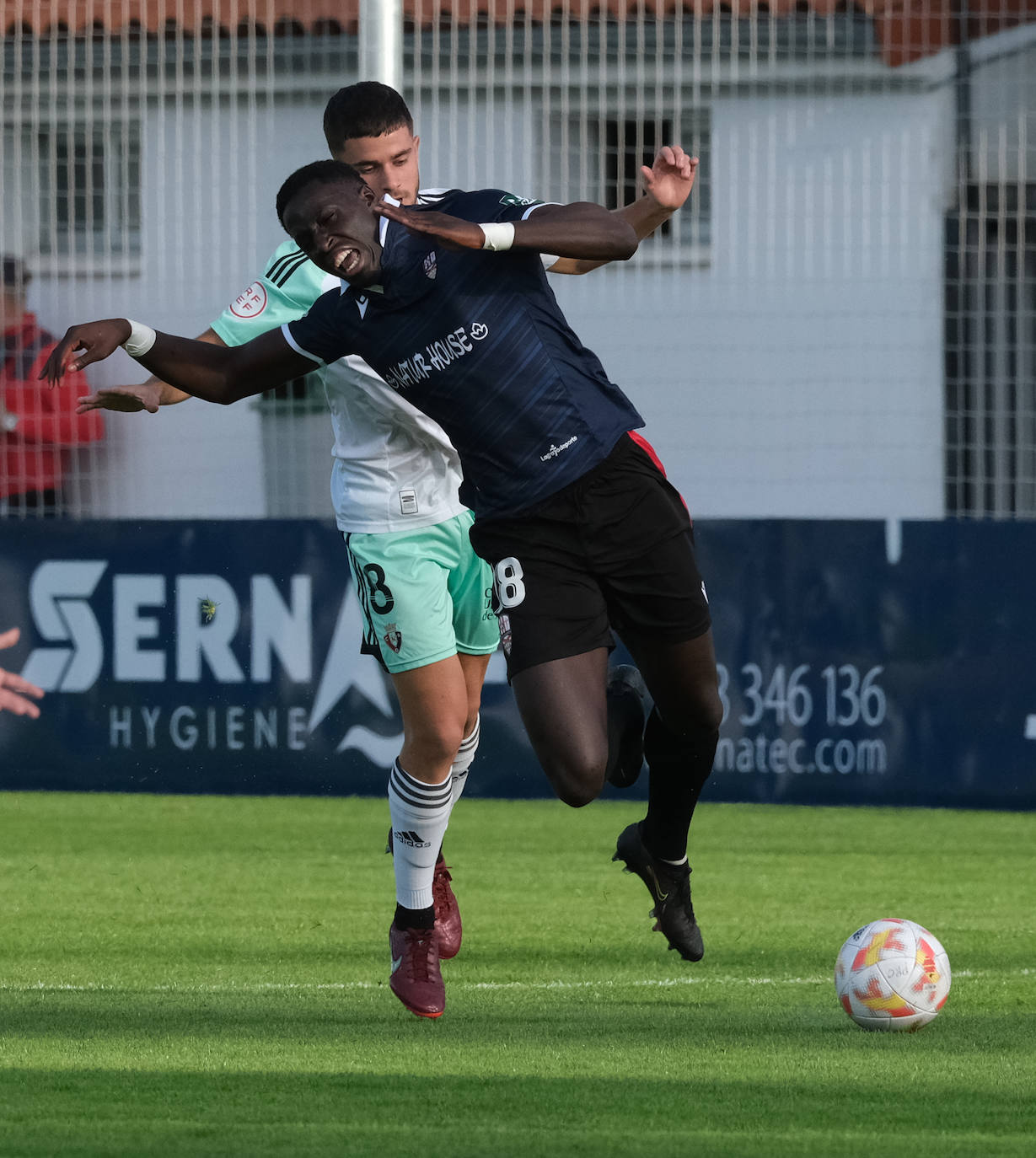 Fotos: La UD Logroñés cae ante el Osasuna Promesas