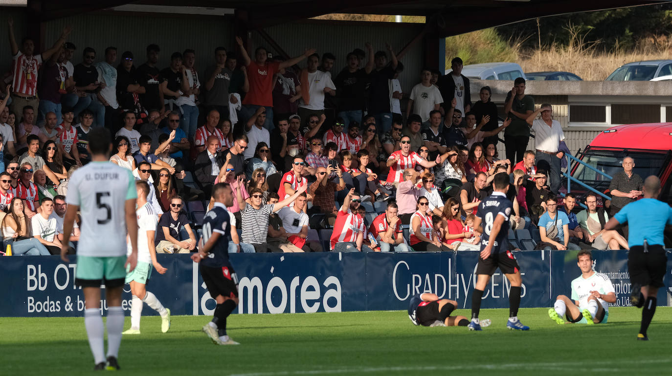 Fotos: La UD Logroñés cae ante el Osasuna Promesas