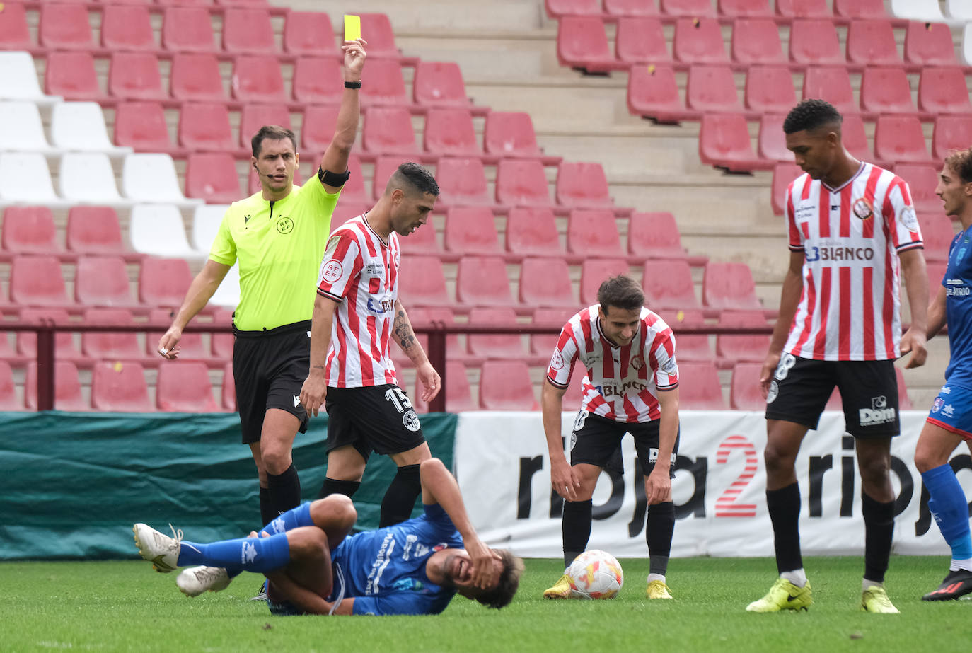 Fotos: Victoria del Calahorra frente a la SD Logroñés (0-2)