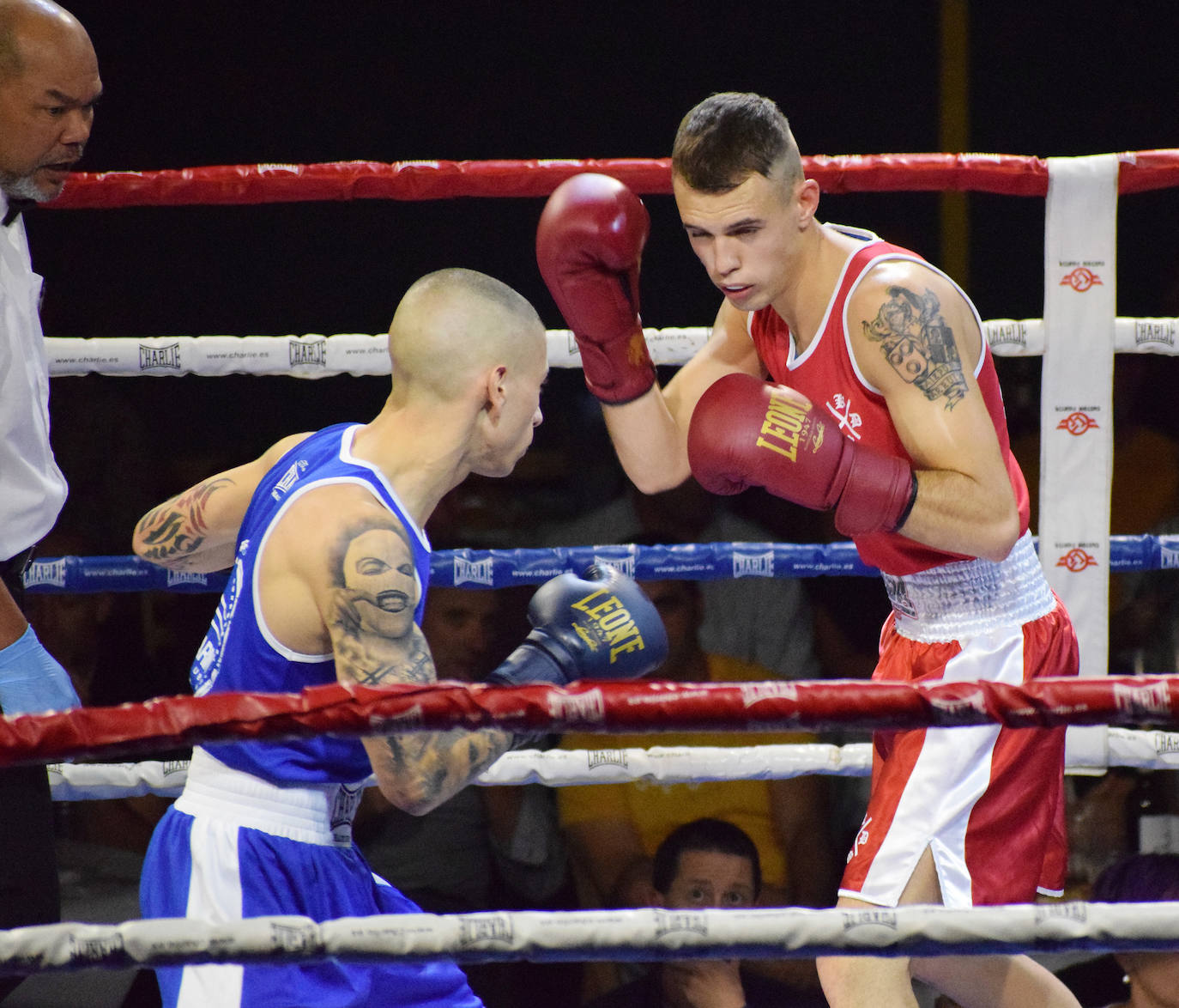 Fotos: Velada de boxeo en Villamediana: el riojano Gazi Khalidov gana su primer combate profesional