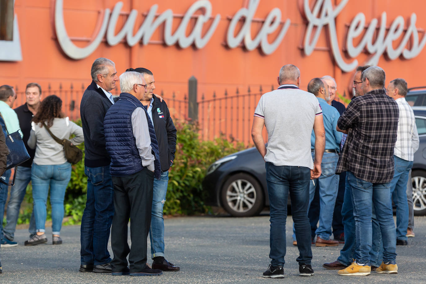 Fotos: Encuentro en Nájera de Bretón con sus apoyos