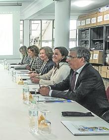 Imagen secundaria 2 - La reina Sofía se vuelca con el Banco de Alimentos de La Rioja