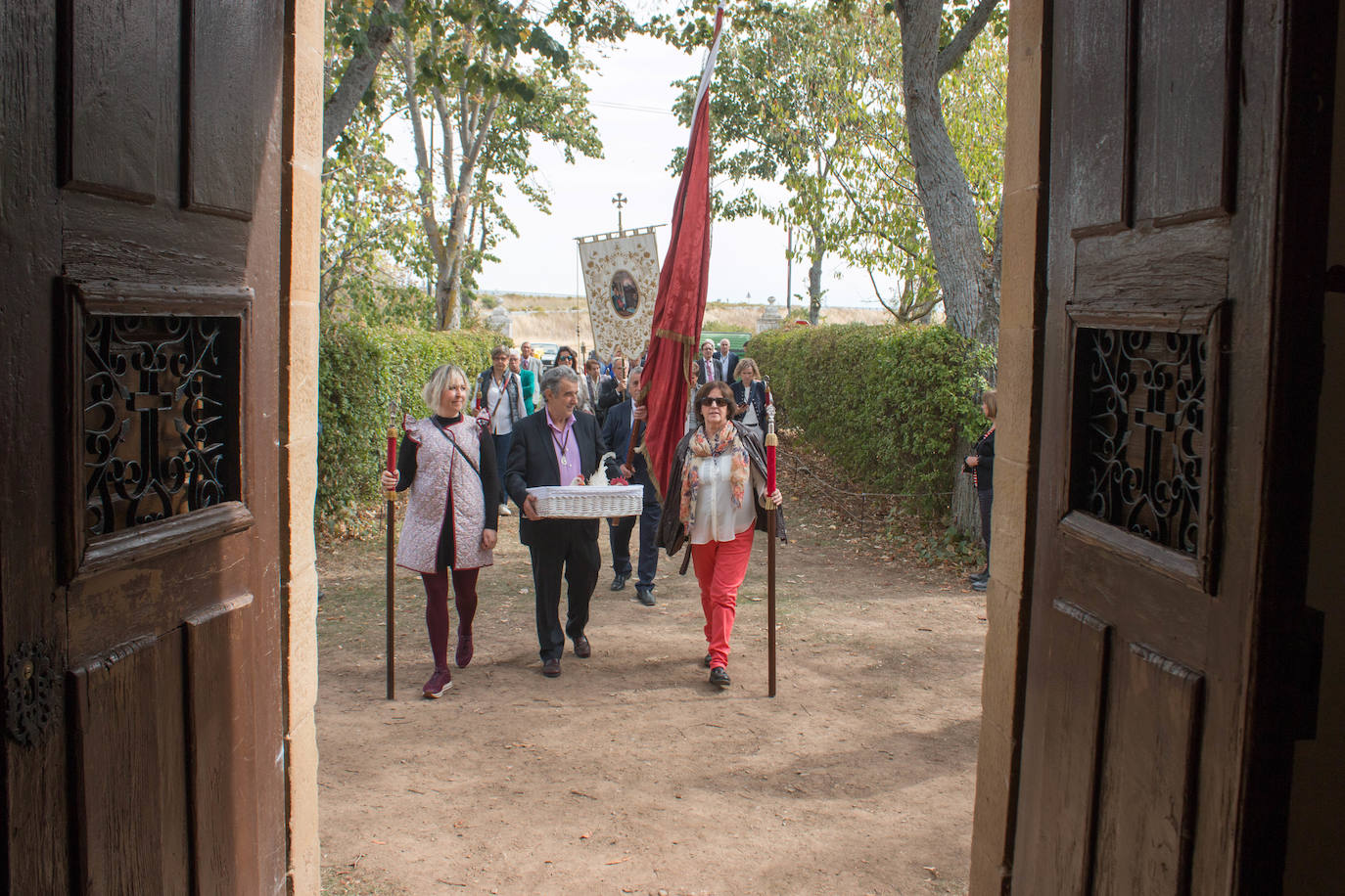 Fotos: Santo Domingo recuerda el milagro del gallo y la gallina con su romería