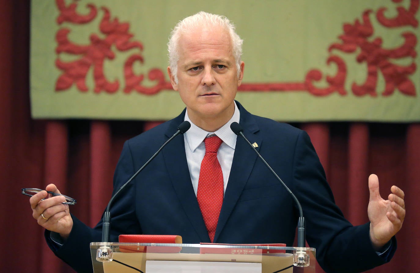 Fotos: Hermoso defiende su «modelo de ciudad claro» y su política económica «prudente»