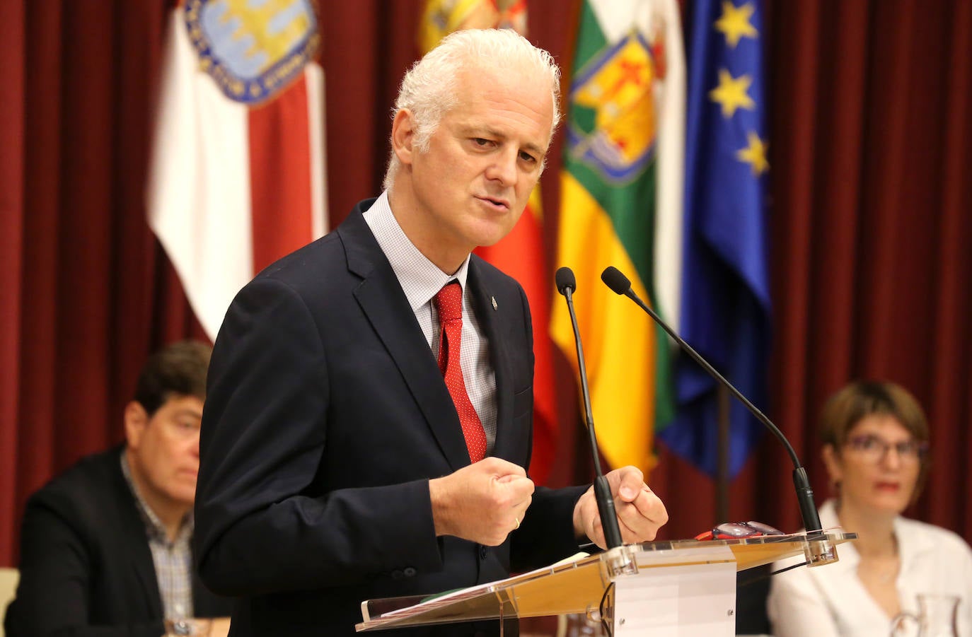 Fotos: Hermoso defiende su «modelo de ciudad claro» y su política económica «prudente»