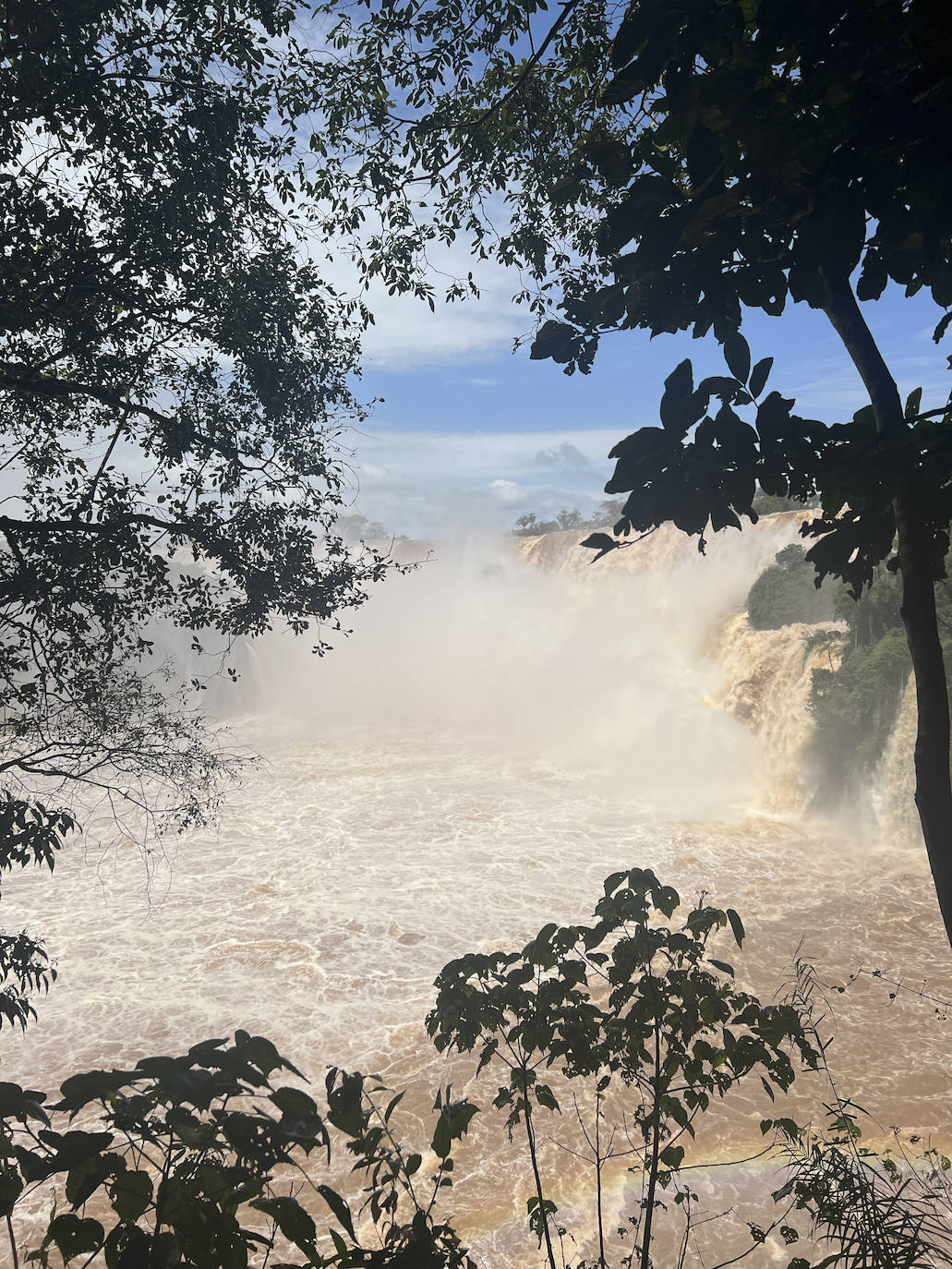 Fotos: Las cataratas de Iguazú se desbordan por las fuertes lluvias