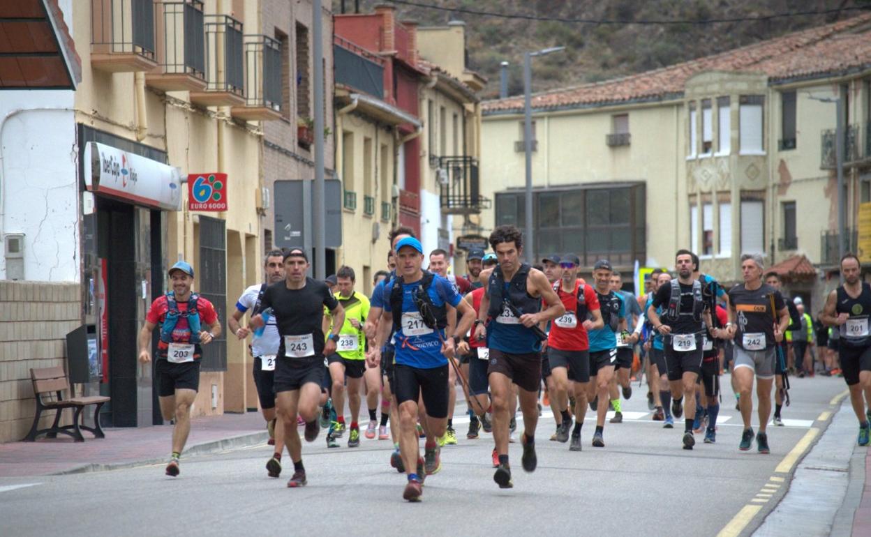 Imagen de los corredores durante la prueba de trail. 