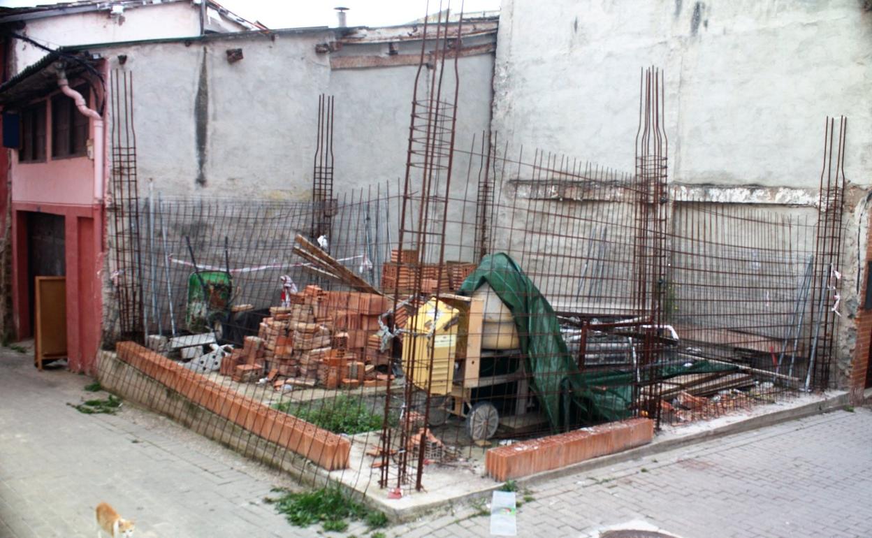 Parcela de la calleja cuarta de San Miguel, ayer. 