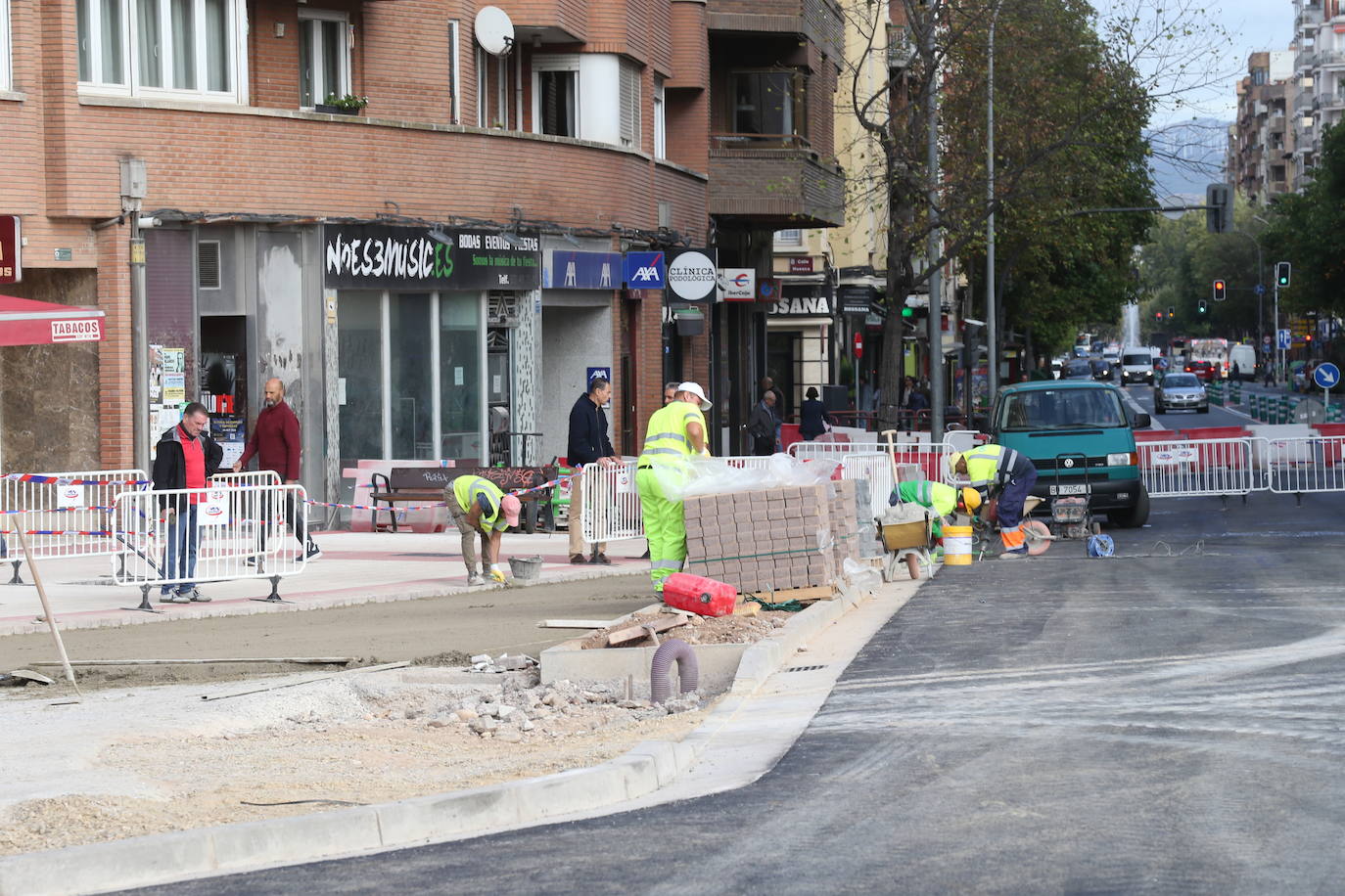 Fotos: Parte del cruce de Vara de Rey abrirá al tráfico la semana que viene