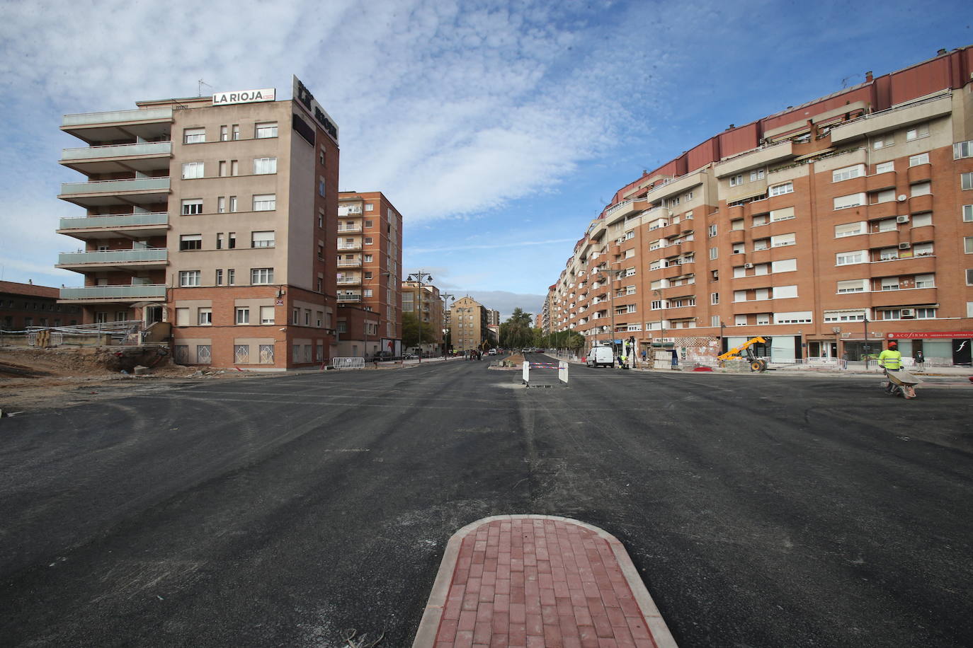 Fotos: Parte del cruce de Vara de Rey abrirá al tráfico la semana que viene