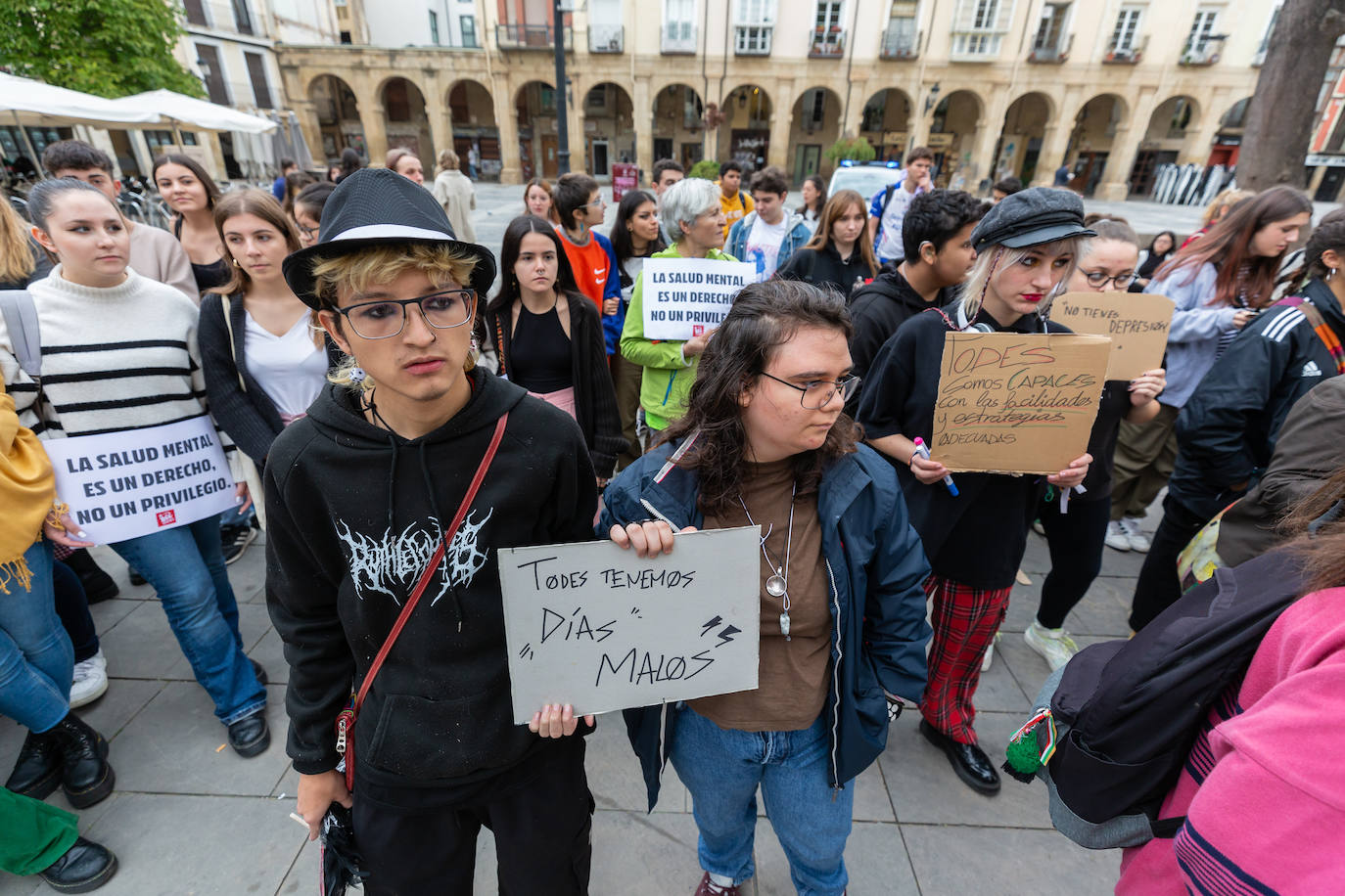 Fotos: Concentración de estudiantes contra la «epidemia de problemas de salud mental»