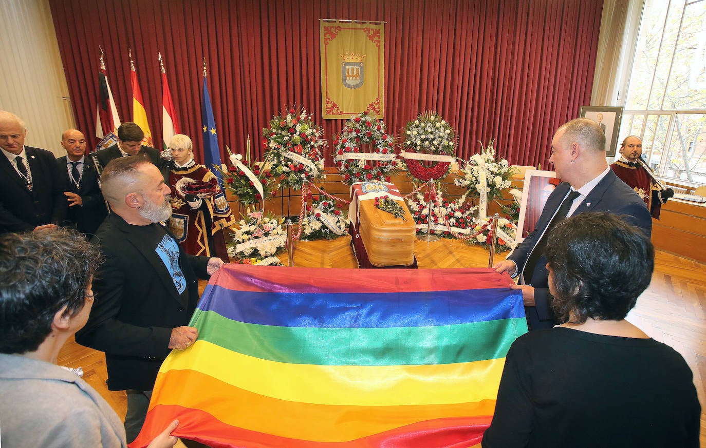 Fotos: Emoción en la despedida del concejal Fran Pérez: «Te vamos a echar mucho de menos»