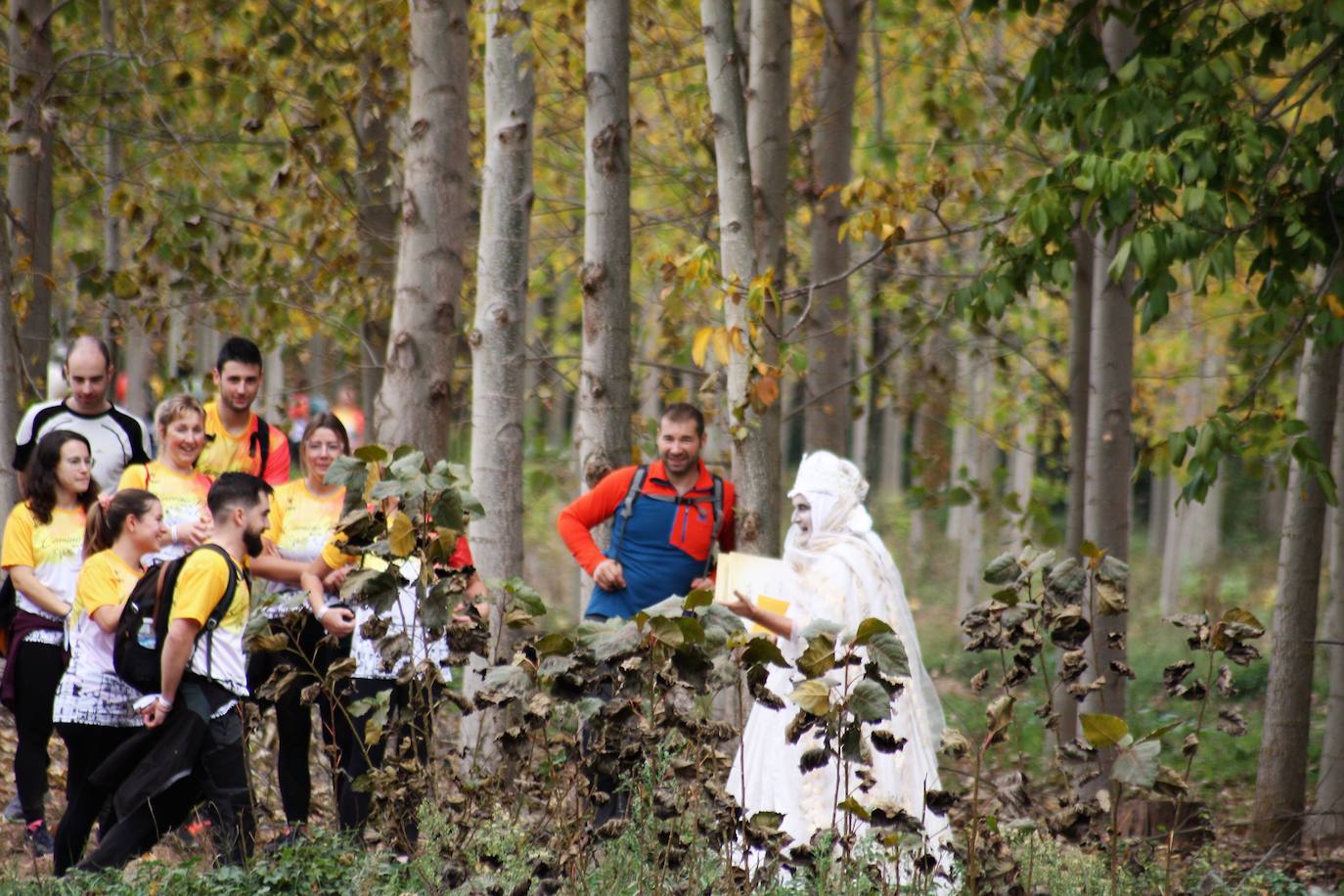 Fotos: Visita al Valle de la Lengua: doscientas personas recorren el Camino Real entre Nájera y San Millán de la Cogolla