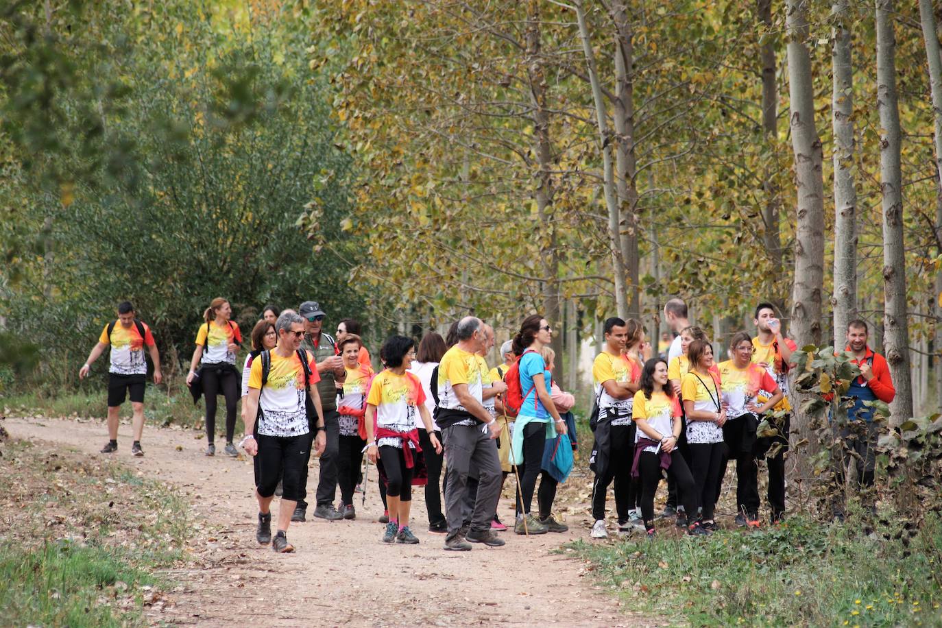 Fotos: Visita al Valle de la Lengua: doscientas personas recorren el Camino Real entre Nájera y San Millán de la Cogolla