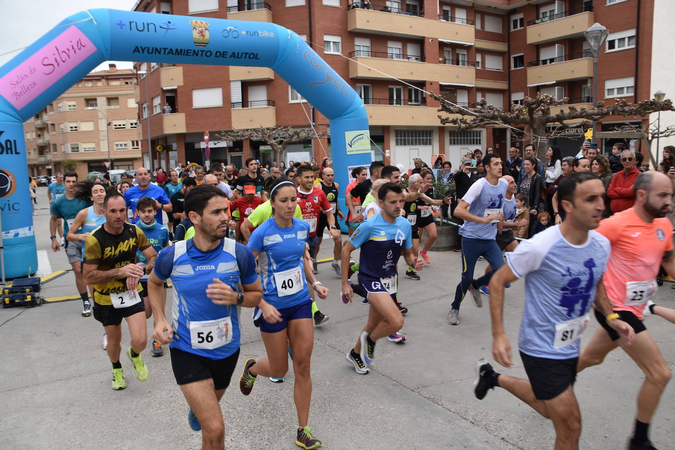 Fotos: Doucoure y Gutiérrez ganan la XII &#039;Carrera del champiñón y la seta&#039; de Autol