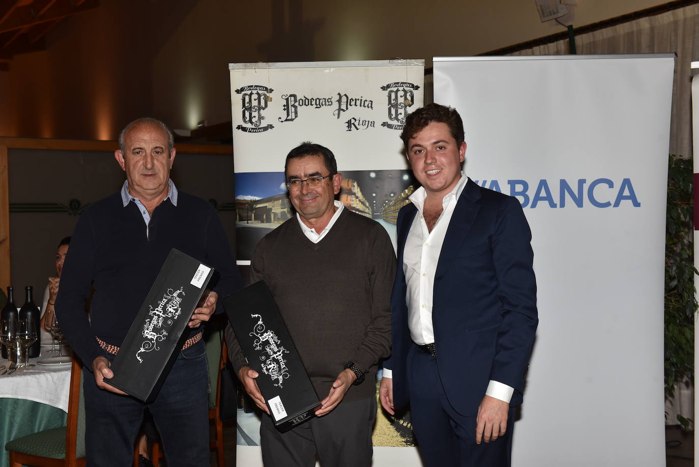 Fotos: Cata y entrega de premios del torneo de golf de Bodegas Perica