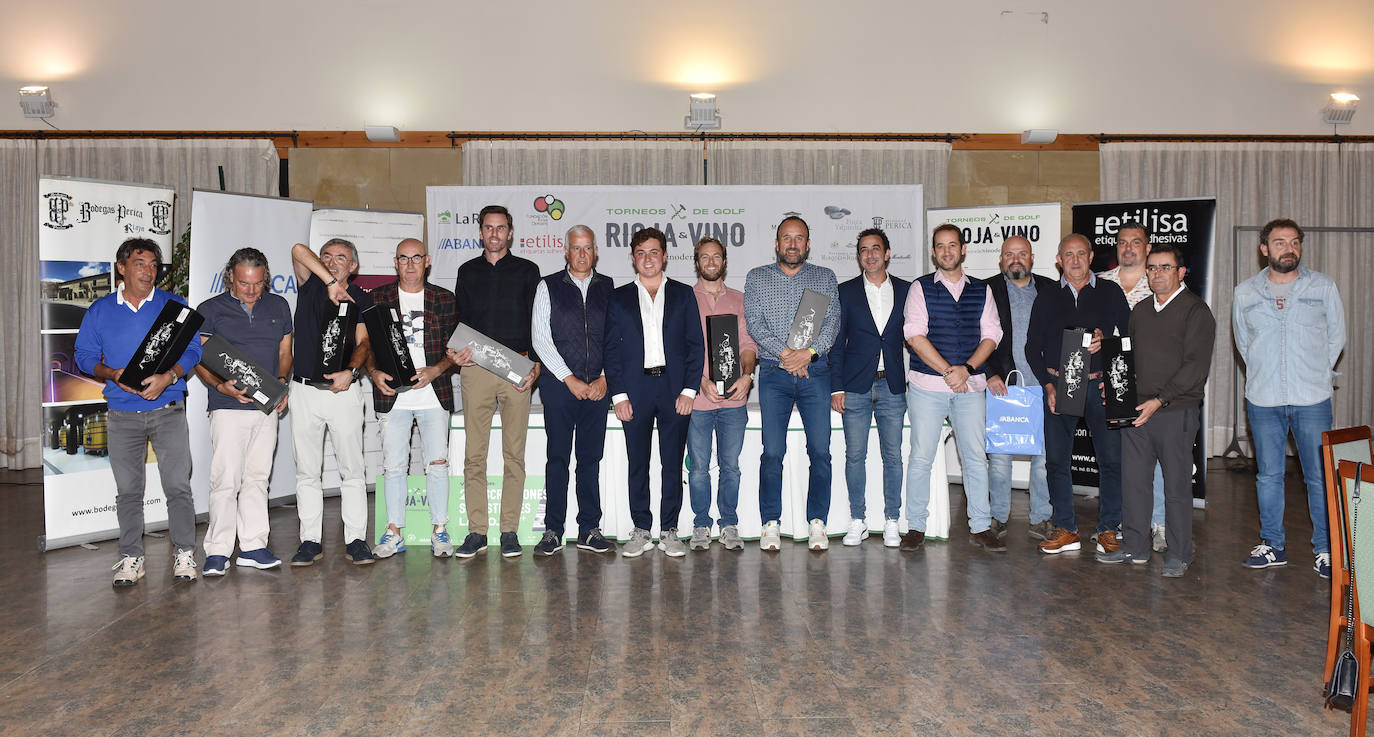 Fotos: Cata y entrega de premios del torneo de golf de Bodegas Perica