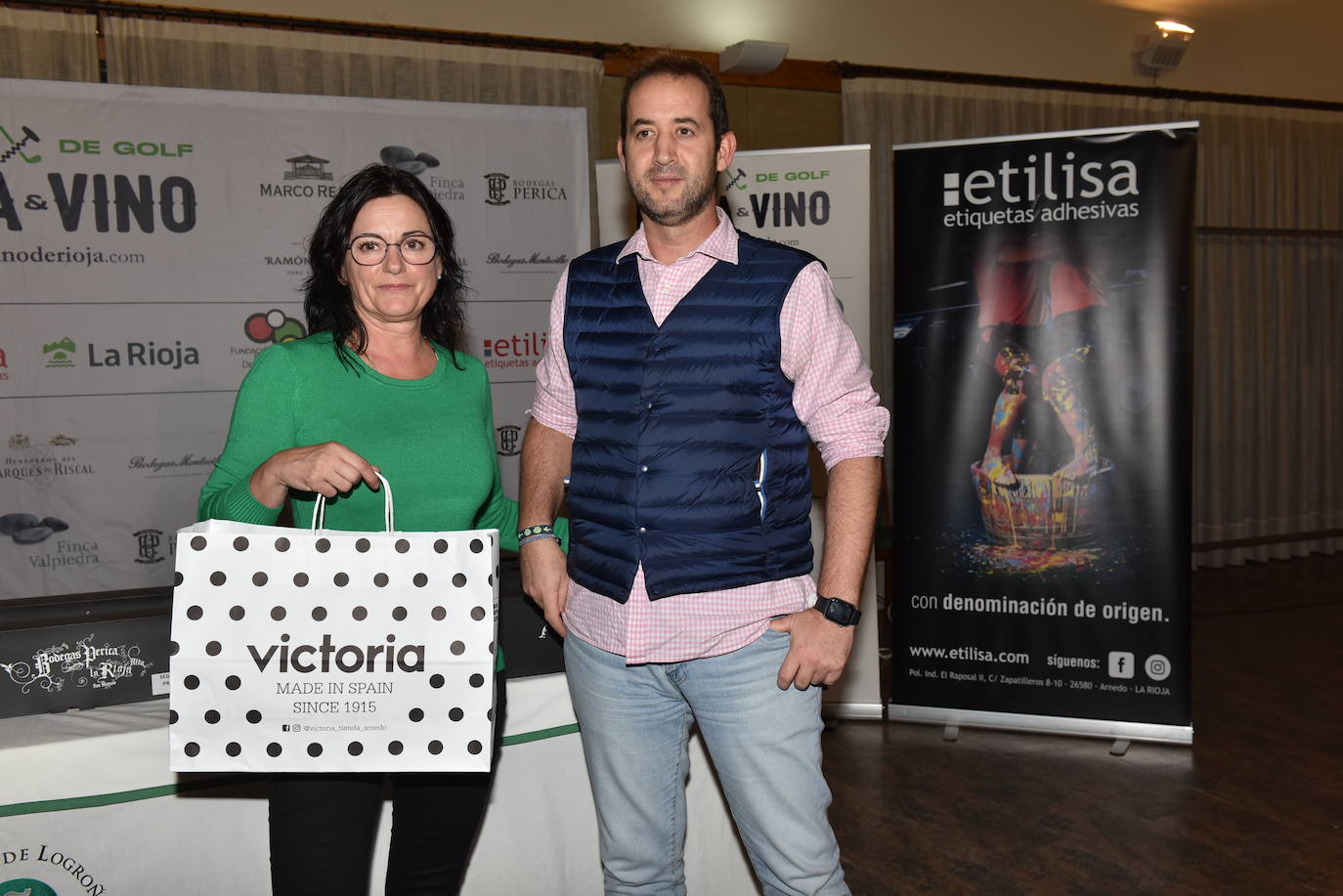 Fotos: Cata y entrega de premios del torneo de golf de Bodegas Perica