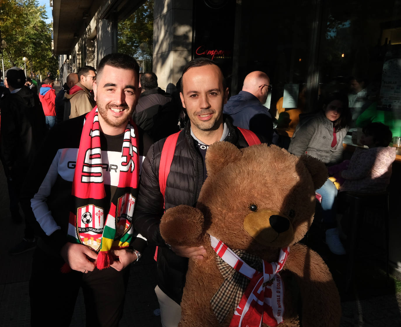 Fotos: Ambiente de derbi en Las Gaunas