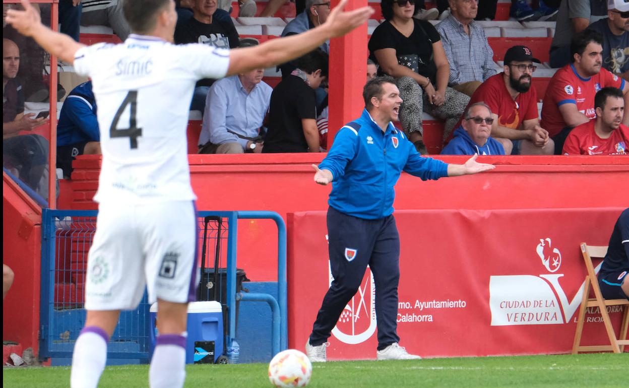 Diego Martínez, en el partido que el Numancia jugó ante el Calahorra esta temporada. 