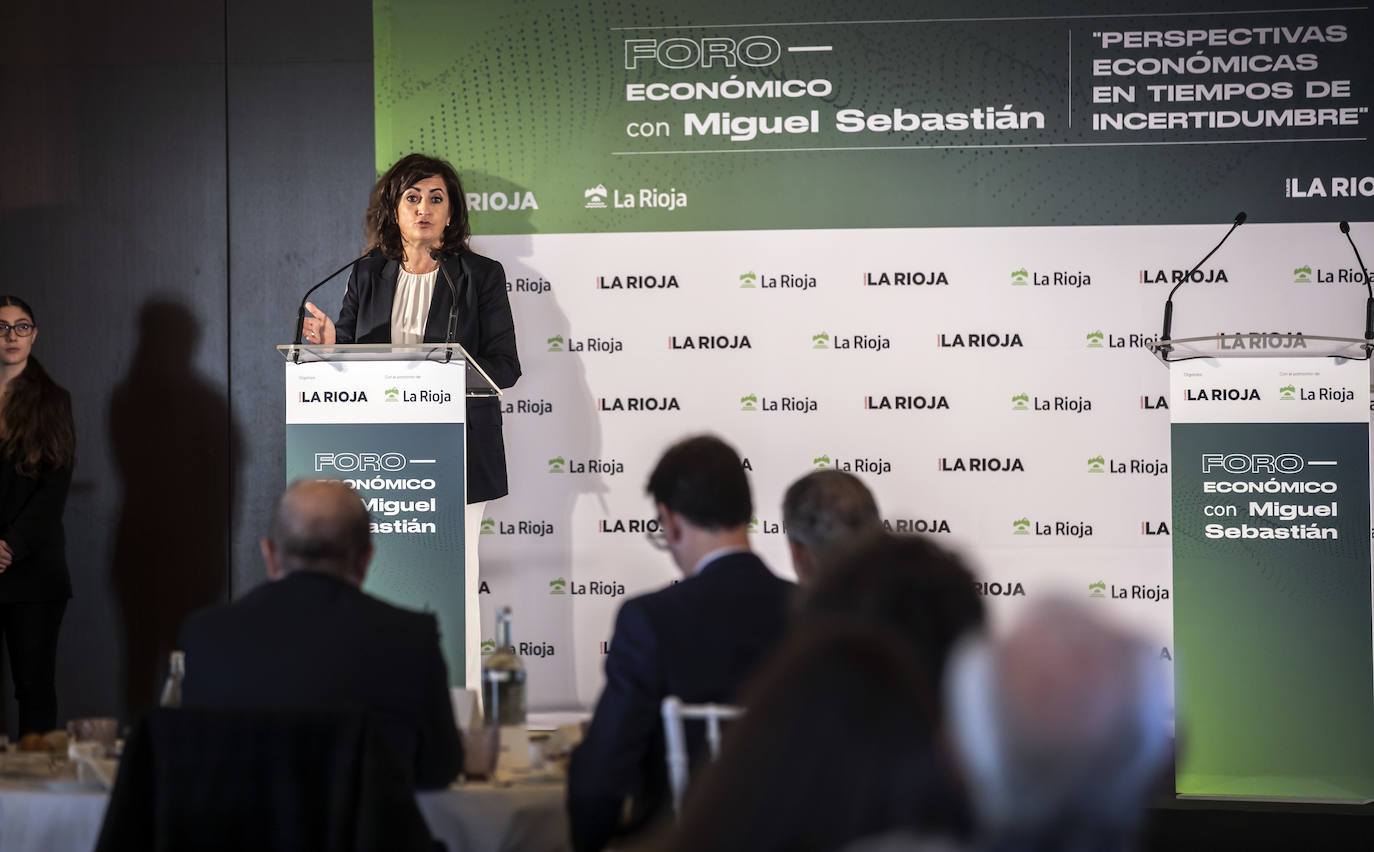 Fotos: Miguel Sebastián, en el Foro económico organizado por Diario LA RIOJA con el patrocinio del Gobierno regional