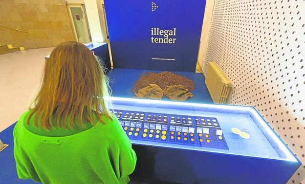 'illegal tender', de antipodes café, en el Ayuntamiento. 