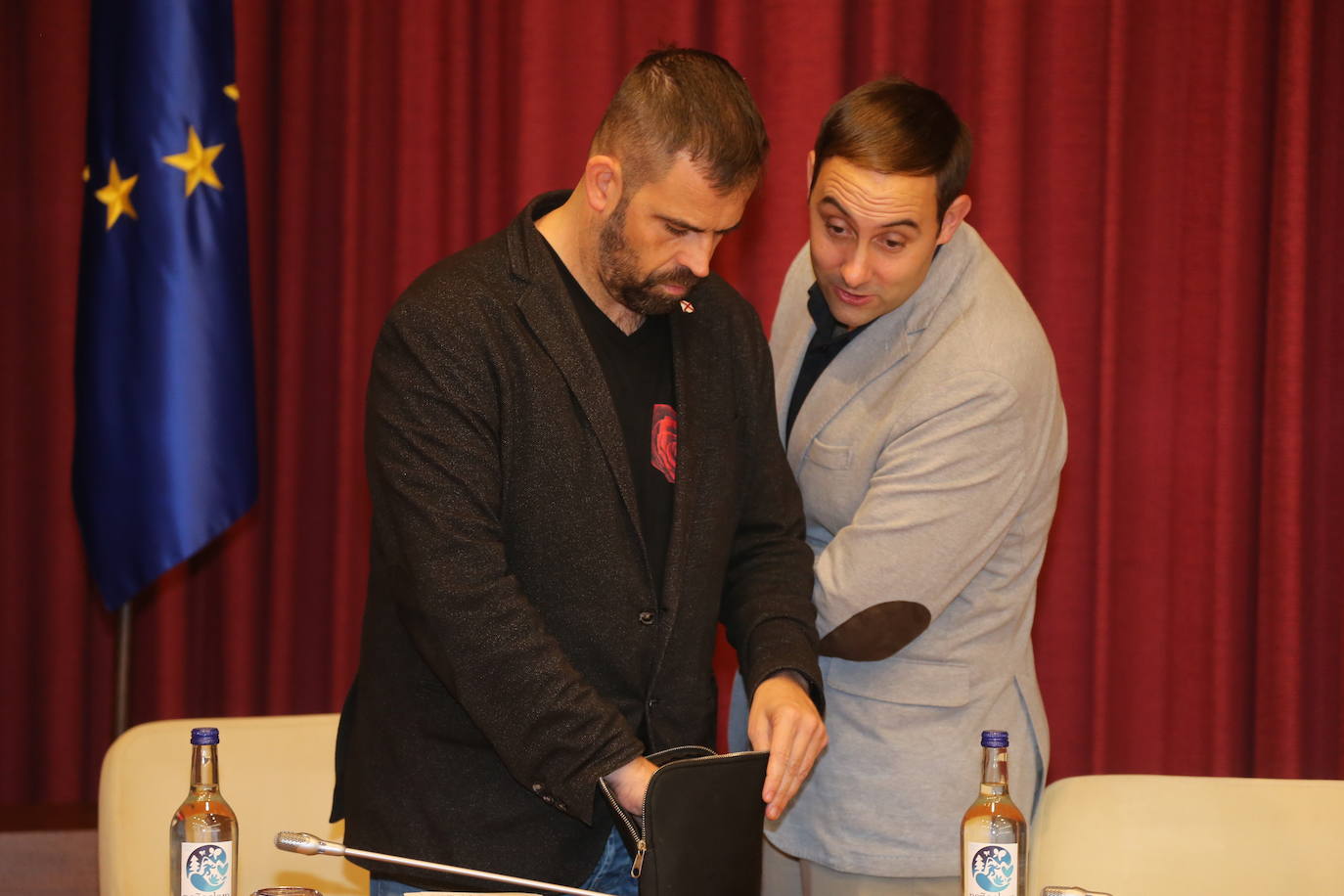 Fotos: El pleno del Ayuntamiento de Logroño, en imágenes