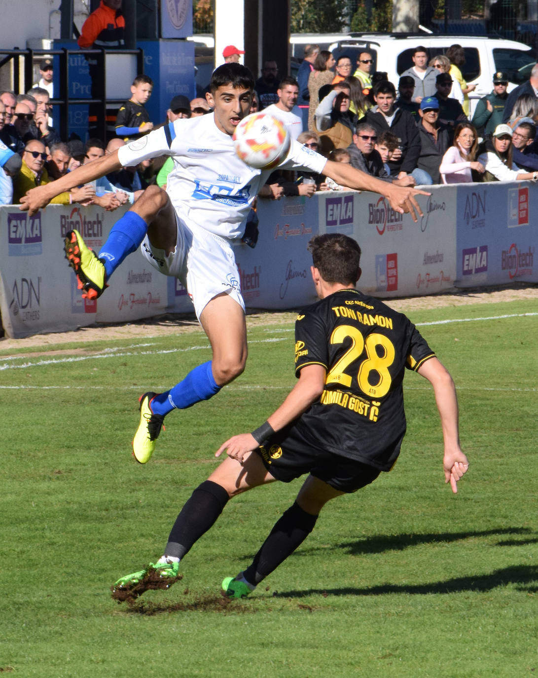 Fotos: Los penaltis catapultan al Arnedo