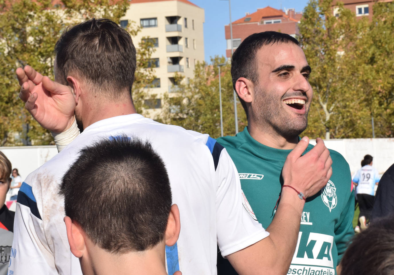 Fotos: Los penaltis catapultan al Arnedo