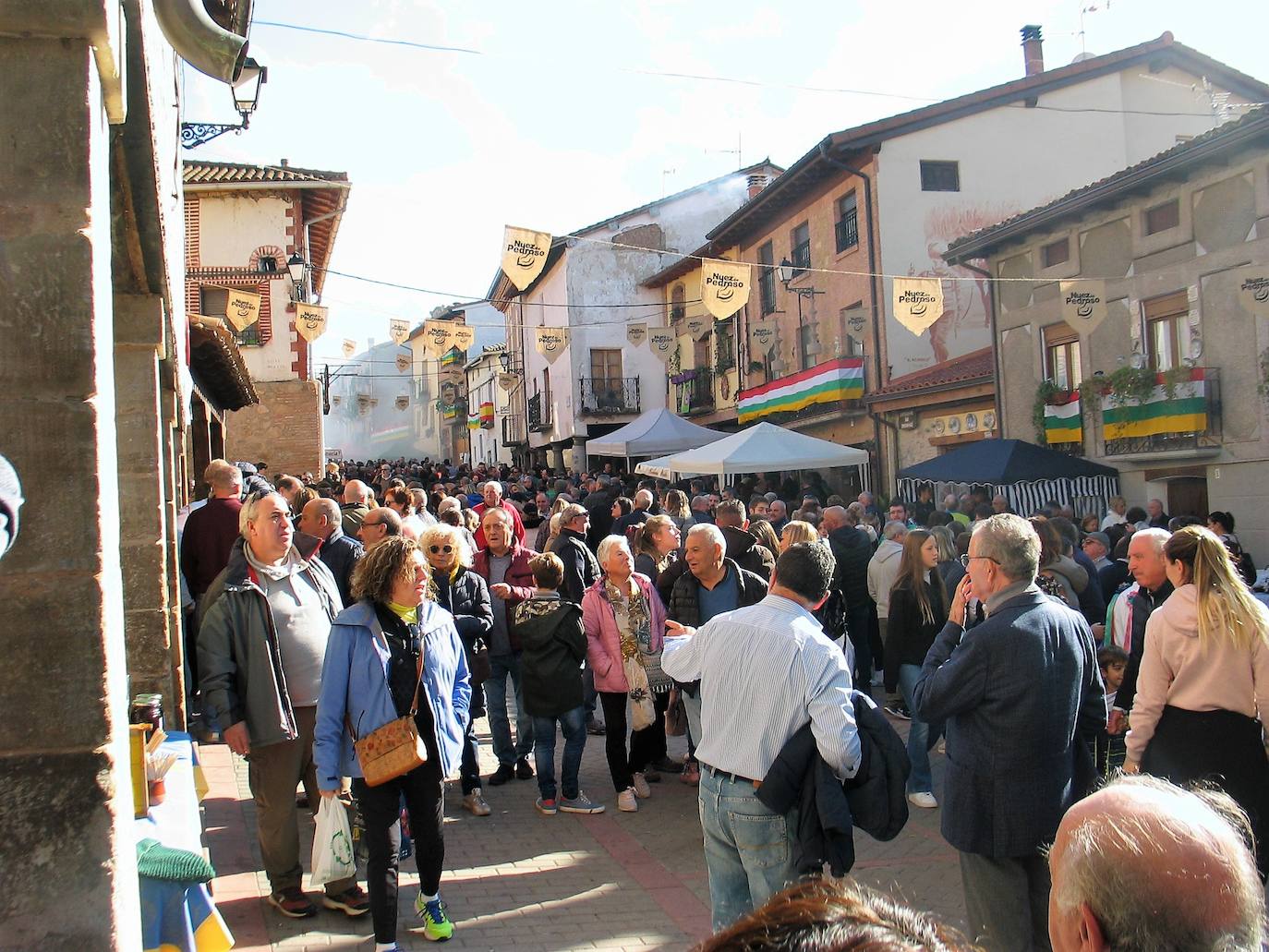 Fotos: La Feria de la Nuez regresa por todo lo alto