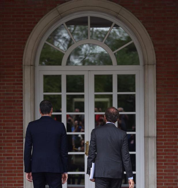 Sánchez y Feijóo, en La Moncloa. 