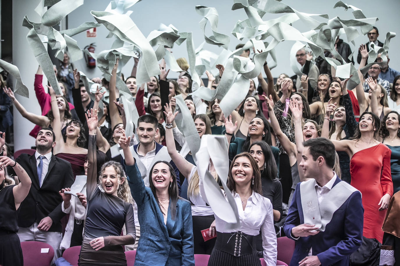 Fotos: Acto de graduación de la Facultad de Ciencias de la Salud de la UR