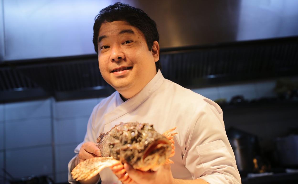 El chef peruano Mitsuharu Tsumura. 