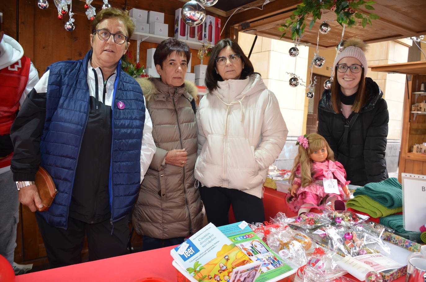 Fotos: Abierto el mercado navideño de Calahorra