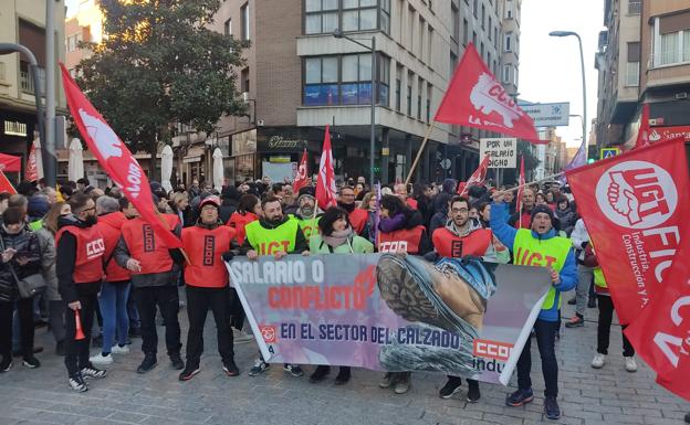 Huelga del calzado: la reclamación obrera paraliza Arnedo