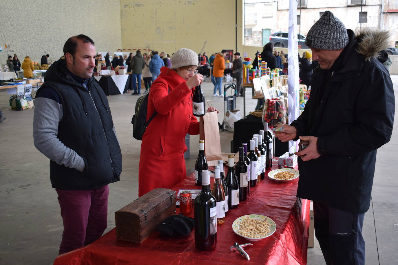 Fotos: Jornada de mercado y visitas al belén, en Sorzano