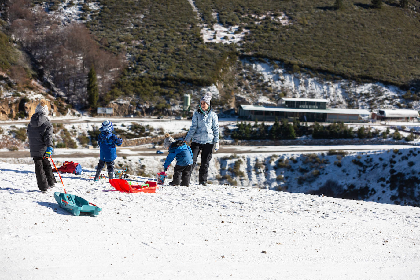 Fotos: Las estampas que dejan el frío y la nieve en La Rioja